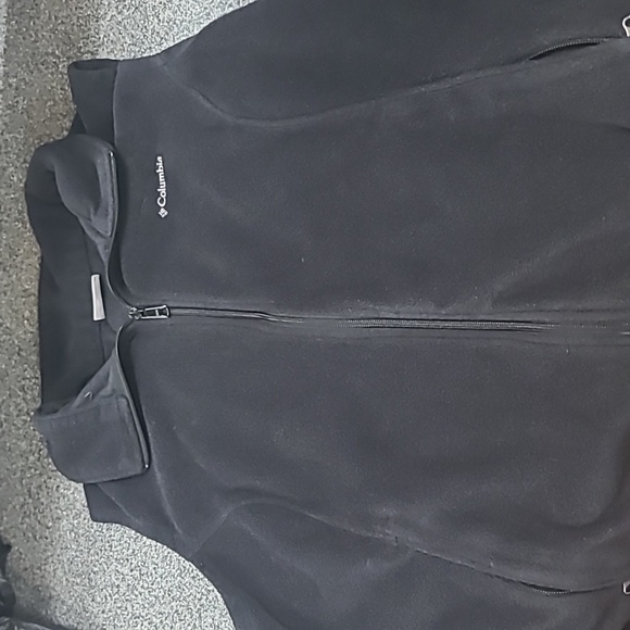 Columbia Jackets & Blazers - Unisex Columbia vest